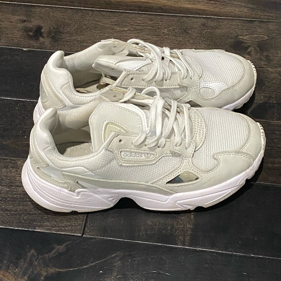 ADIDAS FALCON - Picture 3 of 3